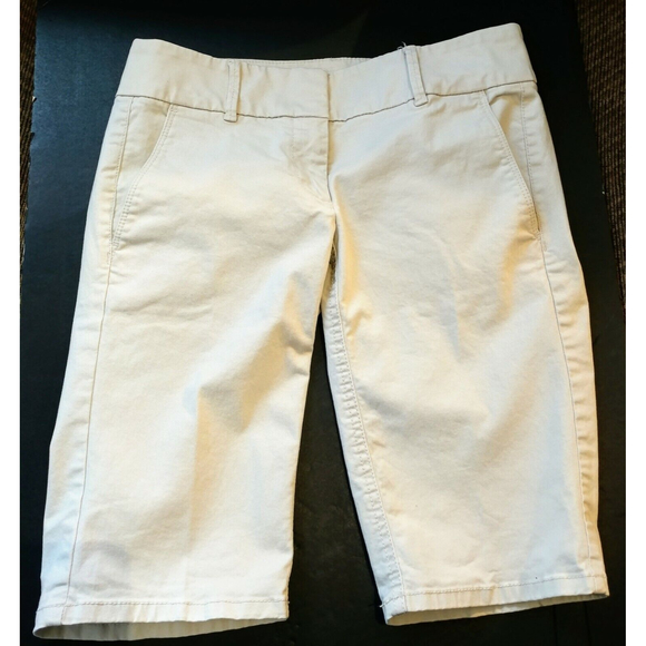 Ann Taylor Pants - Beige Khaki Bermuda Walking Shorts
